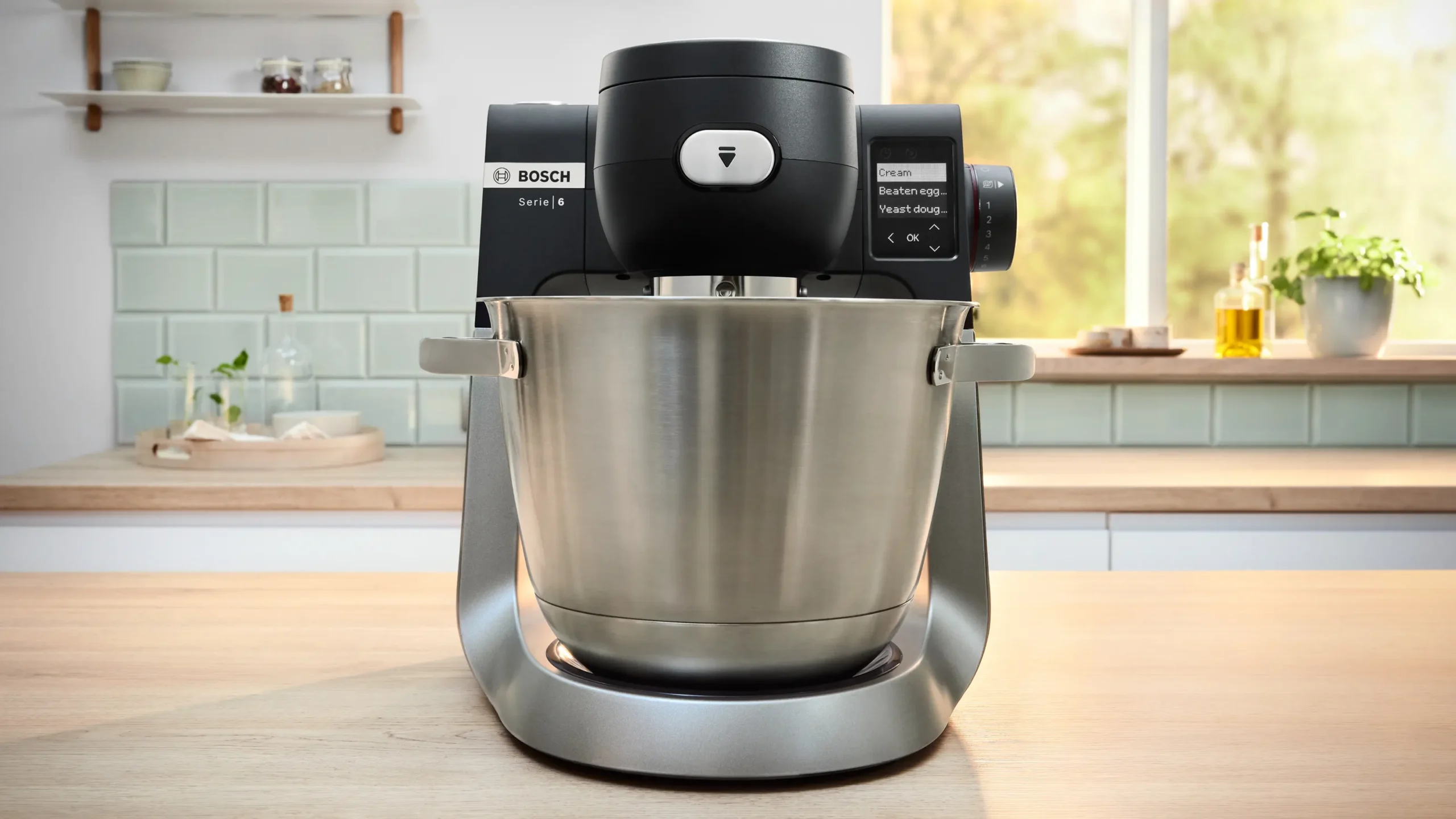 Series 6 Kitchen machine with scale 1600 W Black, Brushed stainless steel